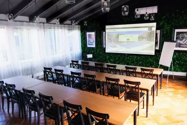 Restaurant & Pension u Hradu