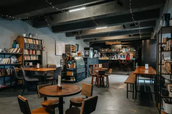 Hoax Pub