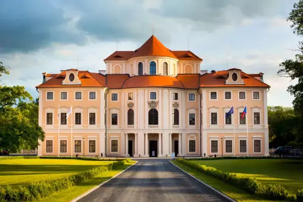 Konferenční centrum, zámek Liblice