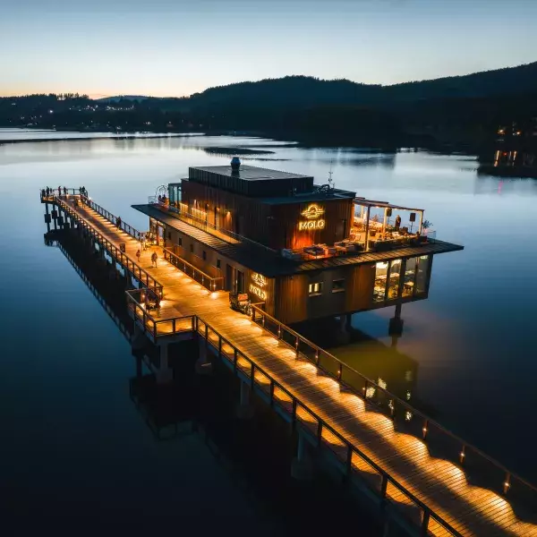 MOLO Restaurant