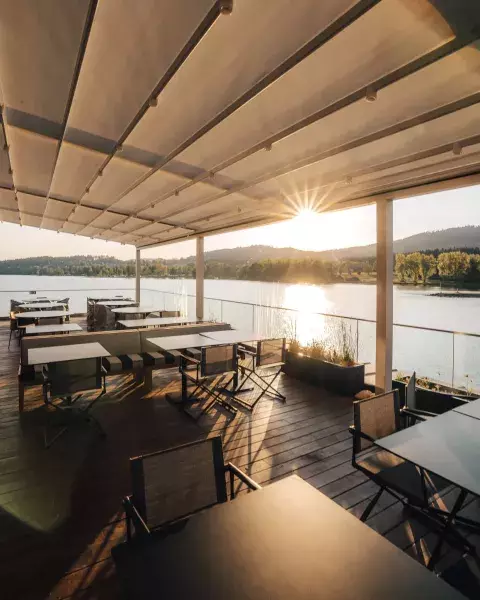 MOLO Bar & Grill