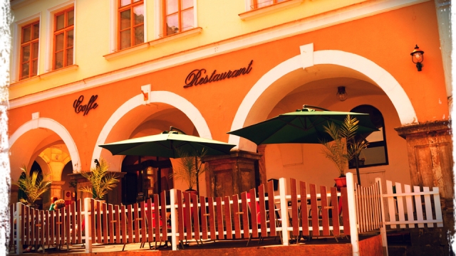 Grand Luxury Hotel